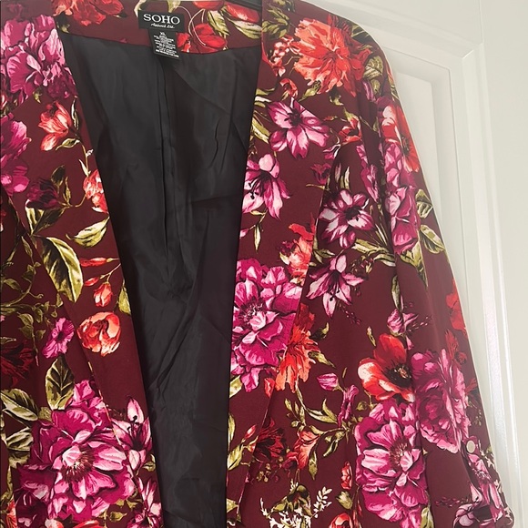 Soho Red and Purple Blazer with Floral Design - Picture 5 of 7